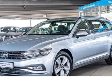 VW Passat Variant 42.797 km 29.430 &euro; Stuttgart-Wangen 70188