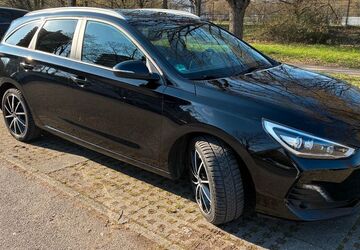 Hyundai i30 85.000 km 15.400 &euro; Stuttgart 70469