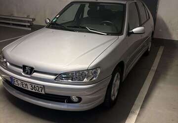 Peugeot 306 74.000 km 2.600 &euro; Stuttgart 70565
