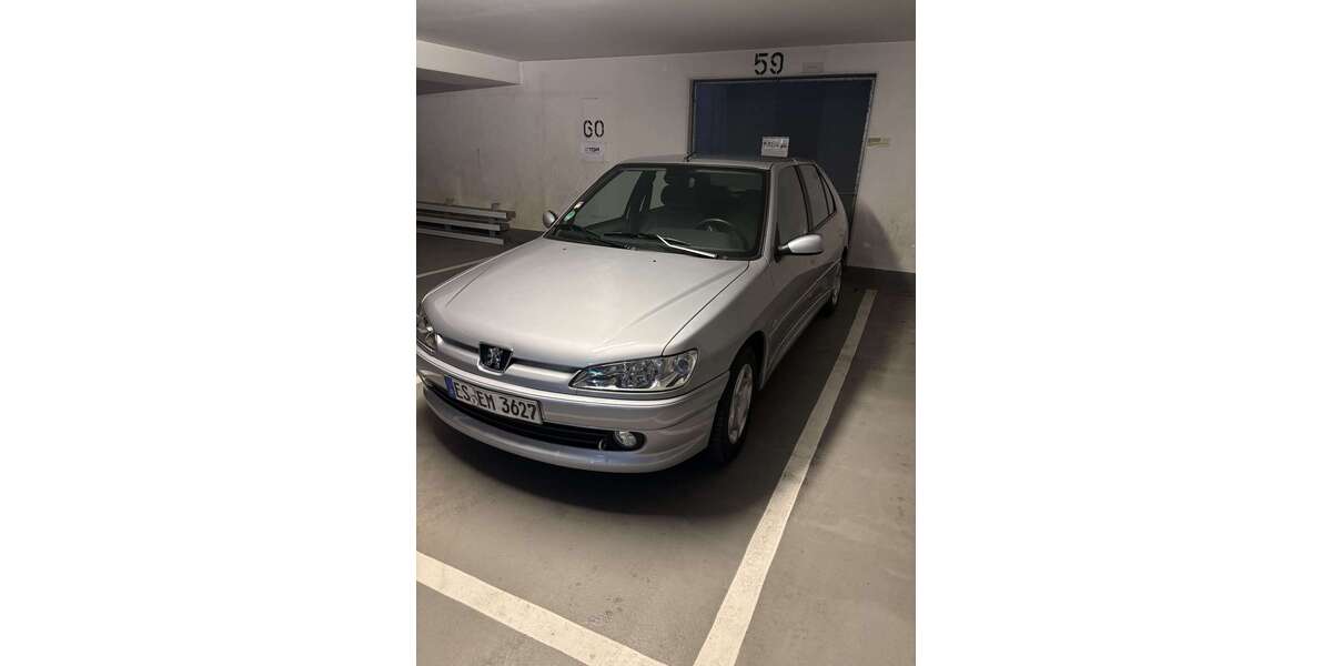 Peugeot 306 74.000 km 2.600 &euro; Stuttgart 70565