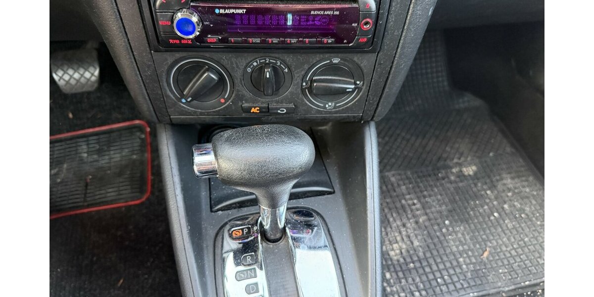 VW Golf IV 1.6 *Automatik,TÜV neu* 208.000 km 1.580 &euro; Schorndorf 73614