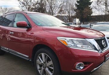 Nissan Pathfinder 122.466 km 6.999 &euro; Fellbach 70736