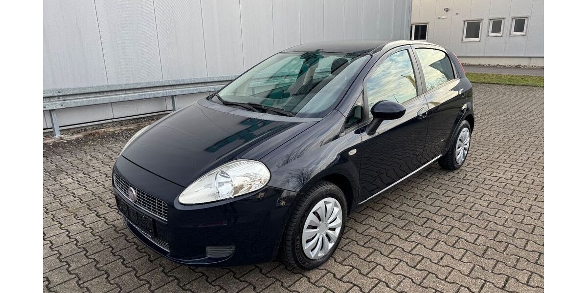 Fiat Grande Punto 172.000 km 2.550 &euro; Backnang 71522
