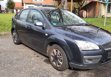 Ford Focus 140.000 km 2.100 &euro; Welzheim 73642
