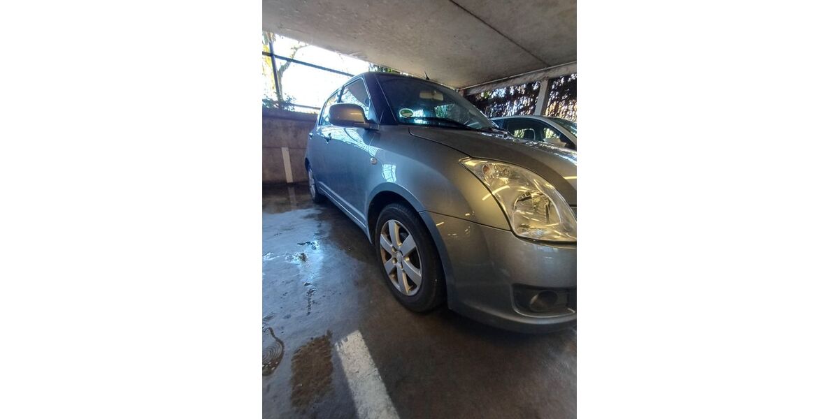 Suzuki Swift 226.000 km 2.750 &euro; Stuttgart 70327