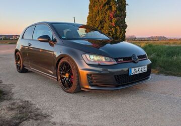 VW Golf 124.780 km 17.222 &euro; Schwieberdingen 71701