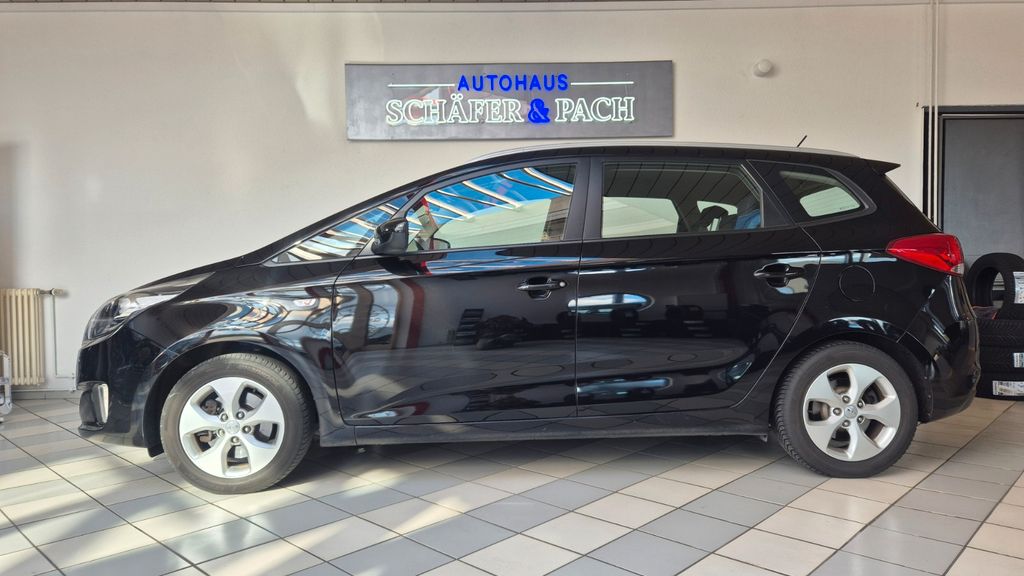 Kia Carens 135.000 km 5.999 &euro; Backnang 71522