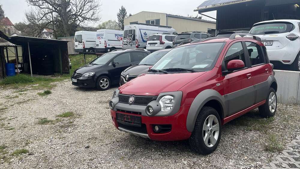 Fiat Panda 82.292 km 7.899 &euro; Berglen 73663