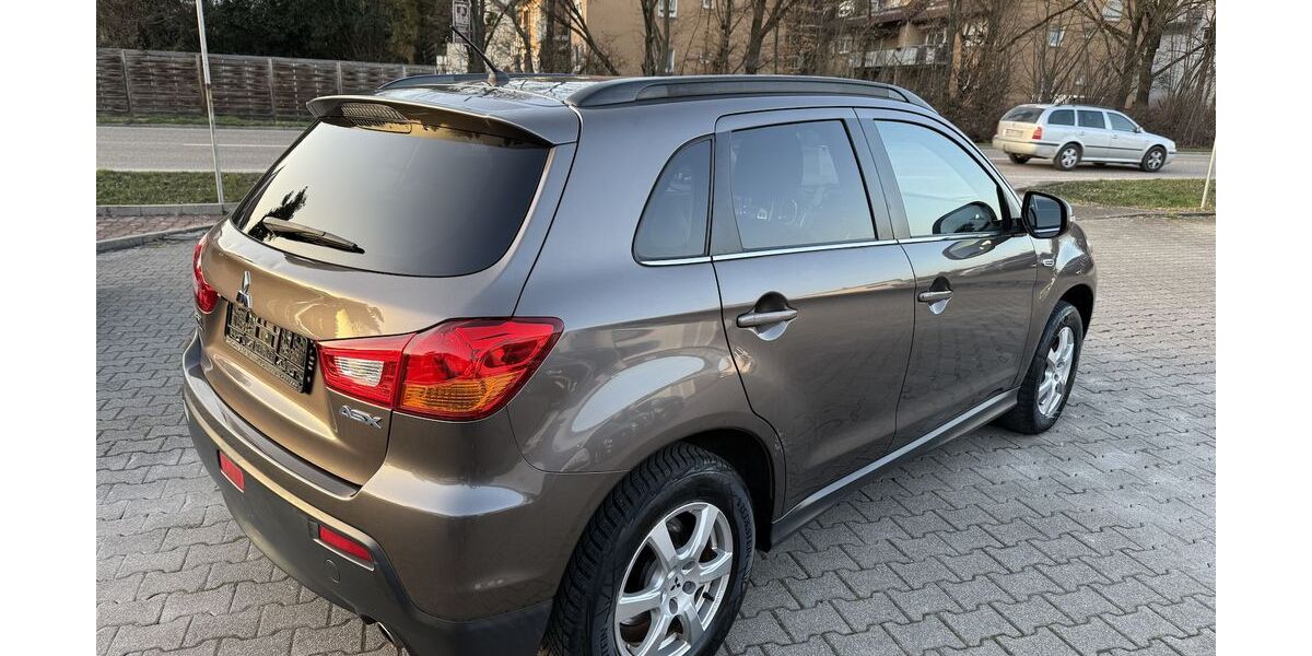 Mitsubishi ASX 143.500 km 6.750 &euro; Schorndorf bei Stuttgart 73614