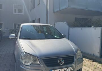 VW Polo 97.000 km 4.000 &euro; Stuttgart 70327