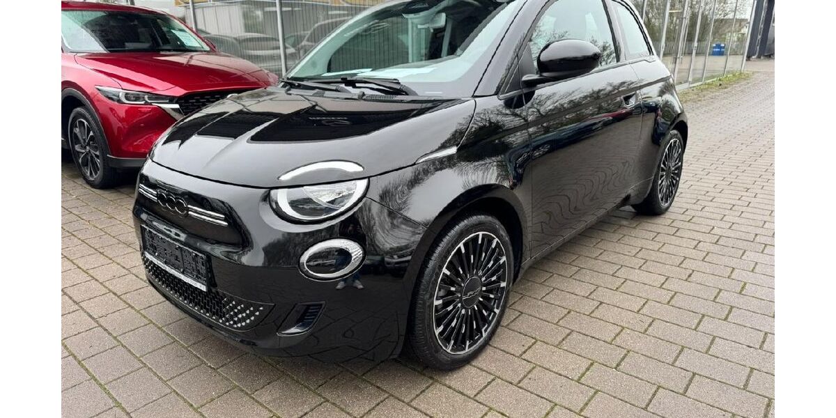 Fiat 500e 7.286 km 18.960 &euro; Böblingen 71034