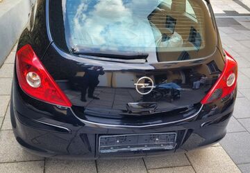 Opel Corsa 128.785 km 2.990 &euro; Stuttgart 70437