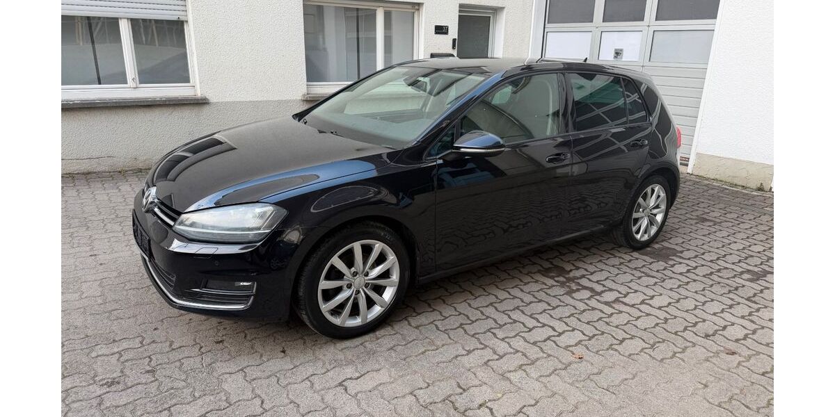 VW Golf 206.000 km 7.900 &euro; Magstadt 71106