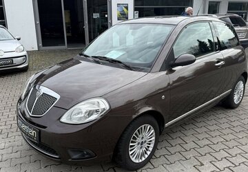 Lancia Ypsilon Oro 1,4 8V*orig.97tkm,Klima, 8 fach* 97.000 km 2.850 &euro; Schorndorf 73614