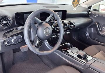 Mercedes-Benz A 180 89.000 km 19.000 &euro; Stuttgart 70188