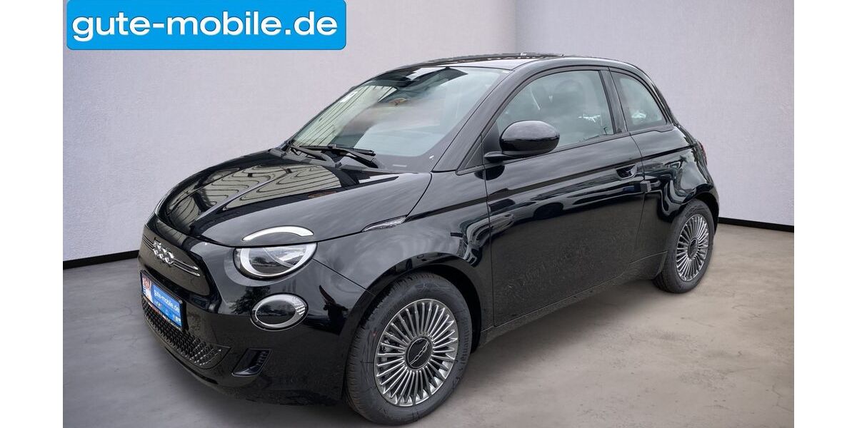 Fiat 500e 12.944 km 21.990 &euro; Leonberg 71229