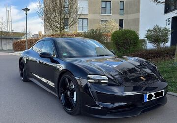 Porsche Taycan 72.000 km 62.000 &euro; Esslingen 73728