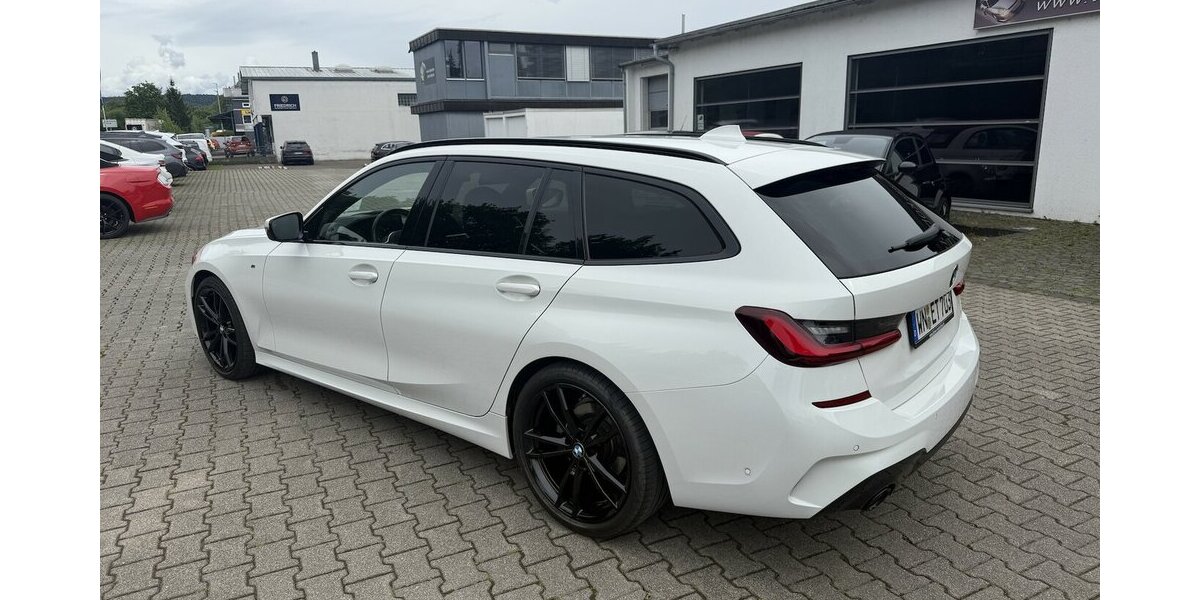BMW 320d M Sport 19 Zoll Virtual Laser AHK Standh. 87.000 km 29.650 &euro; Schorndorf 73614