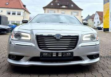Lancia Thema 148.300 km 12.950 &euro; Stuttgart 70435
