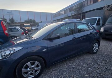 Hyundai i30 105.000 km 4.990 &euro; Schönaich bei Stuttgart 71101