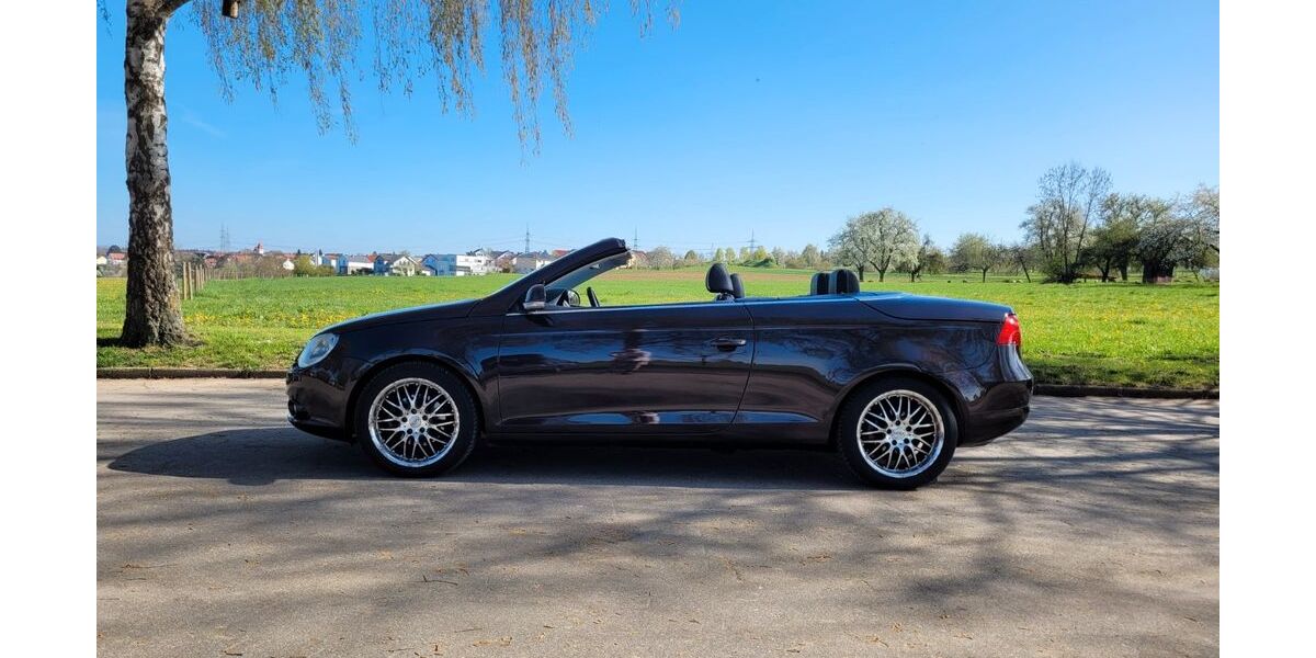 VW Eos 124.000 km 2.450 &euro; Plochingen 73207