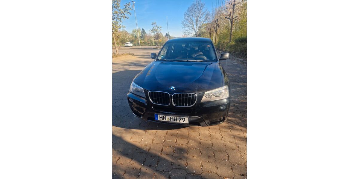 BMW X3 256.000 km 8.750 &euro; Stuttgart 70378