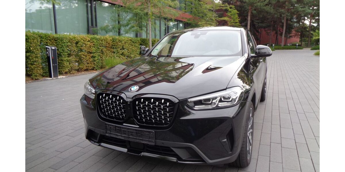 BMW X4 106.000 km 41.000 &euro; Stuttgart 70469