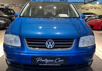 VW Touran 289.000 km 2.349 &euro; Ludwigsburg 71638