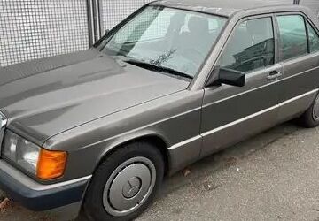 Mercedes-Benz 190 136.000 km 3.800 &euro; Stuttgart 70173