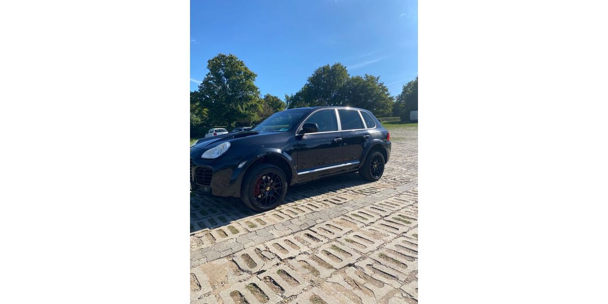 Porsche Cayenne 235.000 km 6.990 &euro; Stuttgart 70191