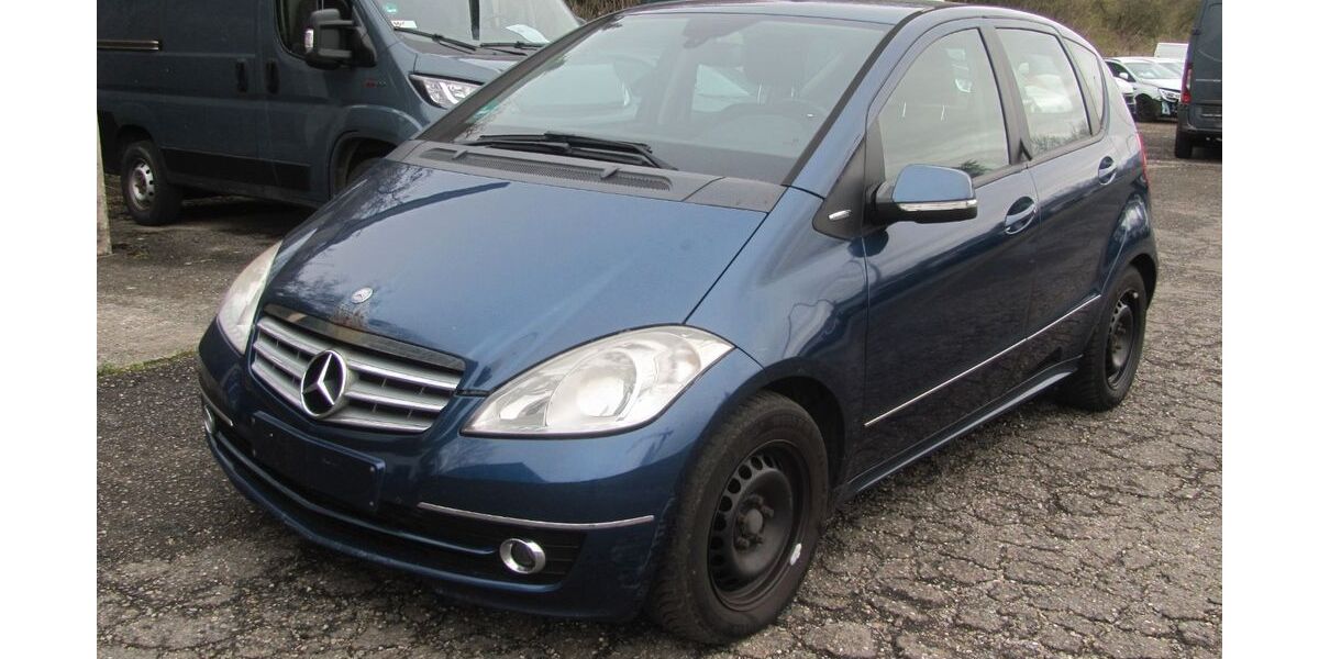 Mercedes-Benz A 180 332.700 km 1.290 &euro; Kirchheim unter Teck 73230