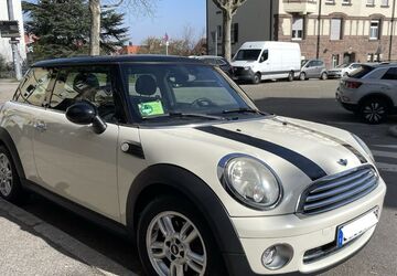 Mini Cooper 110.800 km 5.700 &euro; Stuttgart 70184
