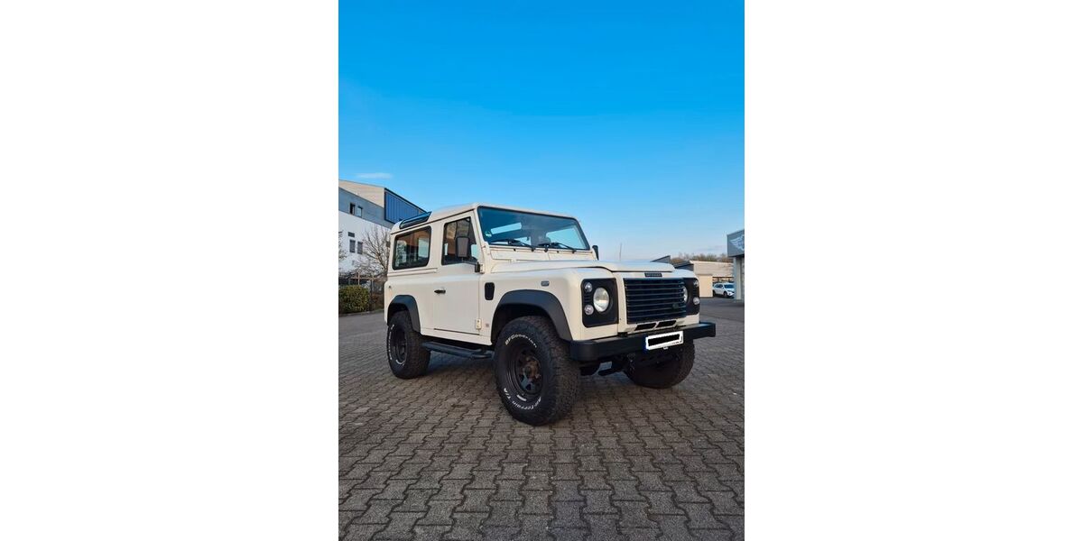 Land Rover Defender 150.000 km 27.990 &euro; Reichenbach 73262