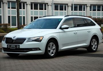 Skoda Superb 132.000 km 14.990 &euro; Stuttgart 70567