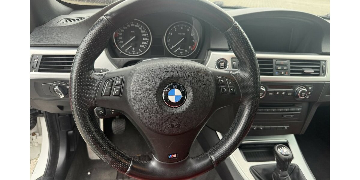 BMW 335i Cabrio M Sportpaket Leder Xenon Navi 116.000 km 16.850 &euro; Schorndorf 73614