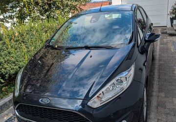 Ford Fiesta 32.000 km 8.950 &euro; Weissach im tal 71554