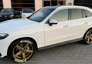 Mercedes-Benz GLC 200 AMG Line 4Matic*Panorama,Leder,LED,* 11.800 km 53.999 &euro; Schorndorf 73614