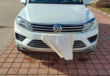VW Touareg 123.000 km 22.700 &euro; Stuttgart 70435