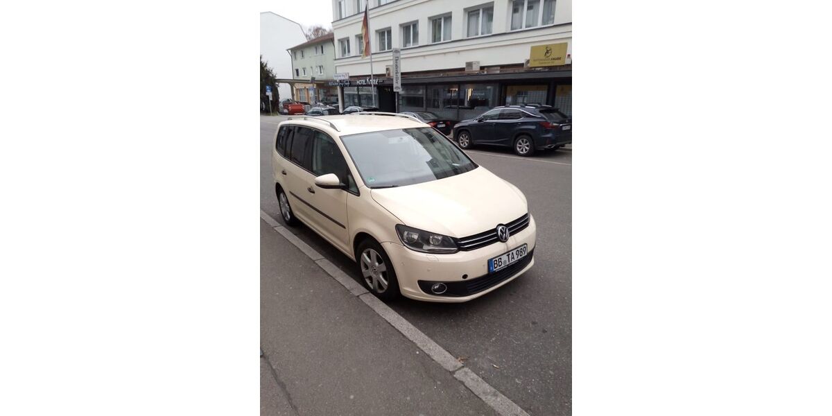 VW Touran 350.000 km 3.600 &euro; Böblingen 71032