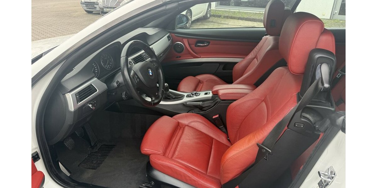 BMW 335i Cabrio M Sportpaket Leder Xenon Navi 116.000 km 16.850 &euro; Schorndorf 73614