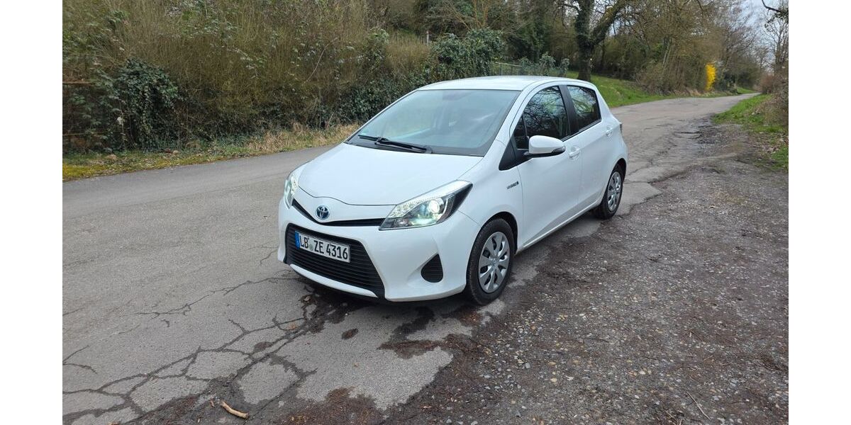 Toyota Yaris 143.000 km 8.500 &euro; Ludwigsburg 71636