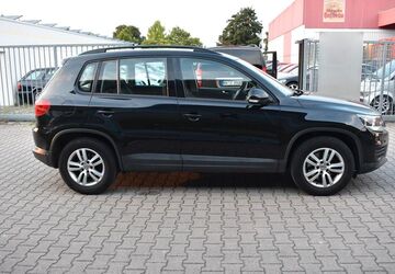 VW Tiguan 37.000 km 12.900 &euro; Altenriet 72657