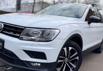 VW Tiguan 97.000 km 24.999 &euro; Stuttgart 70435