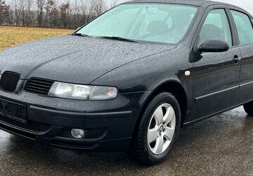 Seat Leon 90.200 km 3.300 &euro; Waldenbuch 71111