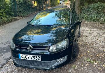 VW Polo 74.000 km 7.900 &euro; Stuttgart 70195