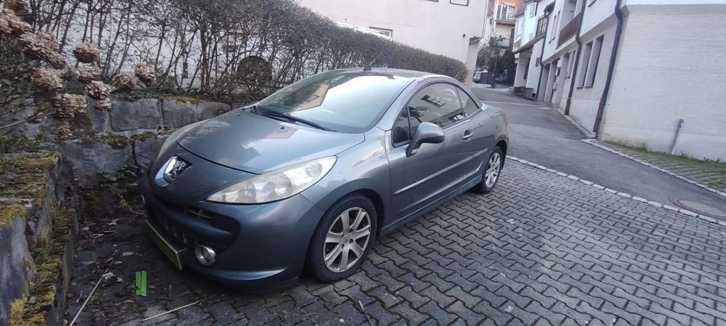 Peugeot 207 148.000 km 1.450 &euro; Steinenbron 71144