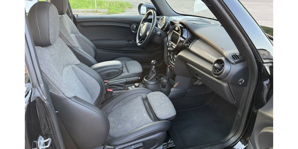 Mini Cooper Chilli II*1.Hand,LED,Panorama,Teilleder* 138.000 km 10.750 &euro; Schorndorf 73614