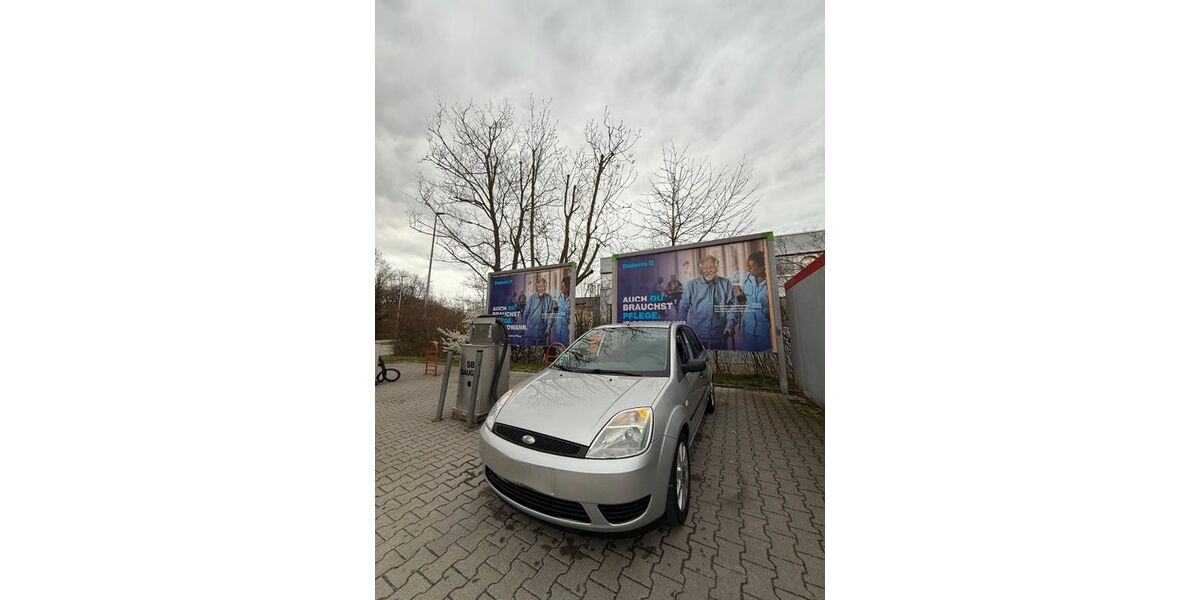 Ford Fiesta 196.000 km 1.190 &euro; Möglingen 71696
