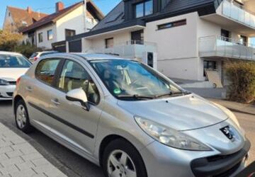 Peugeot 207 116.513 km 2.900 &euro; Filderstadt 70794
