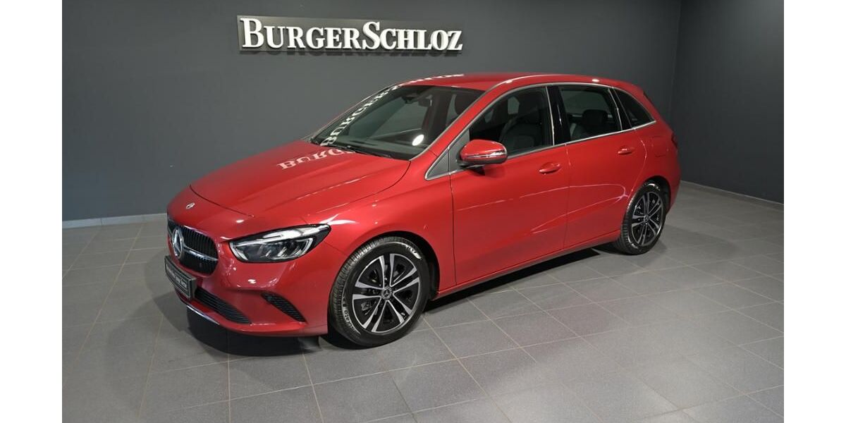 Mercedes-Benz B 180 8.400 km 30.540 &euro; Waiblingen 71332